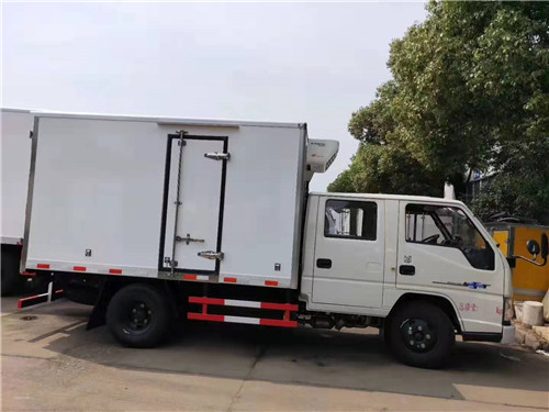 江鈴雙排座藍牌冷藏車，城市不限行