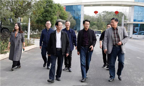 本期要聞：湖北省政府研究室黨組成員、副主任劉月純帶隊(duì)赴程力集團(tuán)調(diào)研指導(dǎo)工作