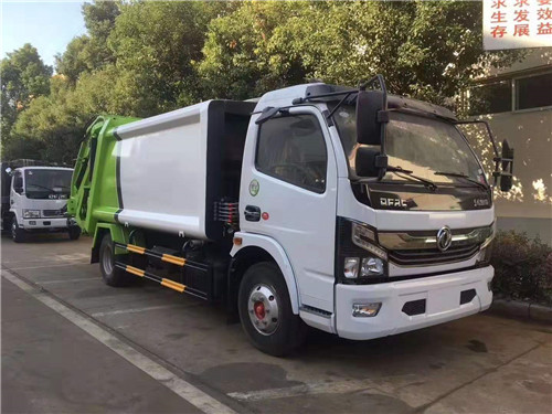 推薦??！東風(fēng)日產(chǎn).凱普特8方壓縮垃圾車現(xiàn)車一臺(tái)