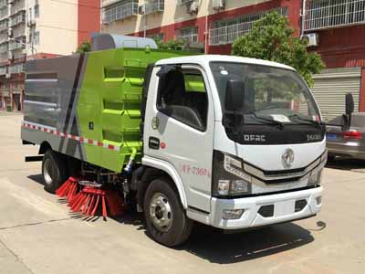 國(guó)六東風(fēng)多利卡1.5方水+4方塵掃地車