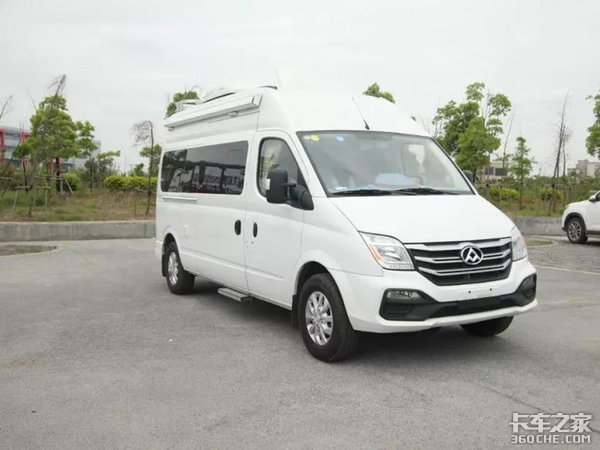 內(nèi)飾高檔！實拍定制版大通V80長軸房車