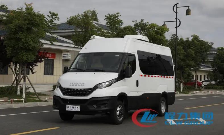程力高端進(jìn)口依維柯福祉房車、奔馳無(wú)線通訊壓制車“雙雄”出征，爭(zhēng)霸江湖圈粉無(wú)數(shù)成市場(chǎng)新寵
