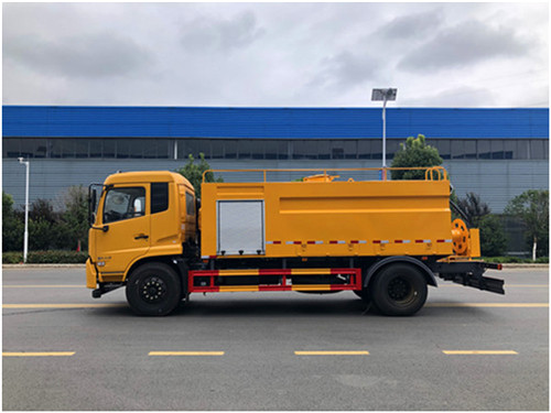 國六東風天錦13方清洗車匹配康明斯210馬力國六發(fā)動機，大卷盤新款車型推薦
