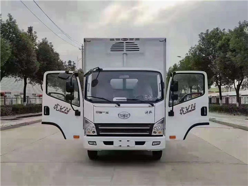 解放國六4.2米藍牌冷藏車，冷藏車專用底盤，整車不超重