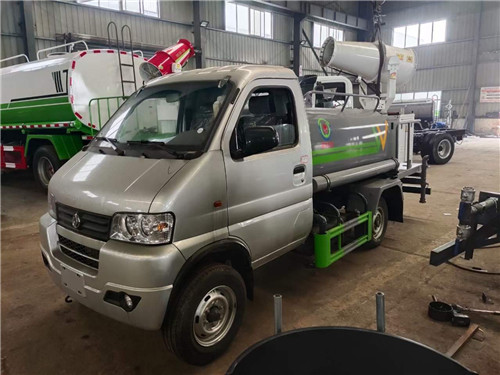 國六東風(fēng)小霸王無敵灑水車，藍(lán)牌免征無憂