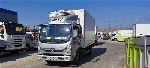國六奧鈴速運(yùn)冷藏車，18方國六冷藏車，康明斯130馬力冷藏車