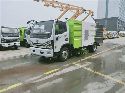 現(xiàn)車！現(xiàn)車！  東風(fēng)3800軸距玉柴165馬力8方洗掃車