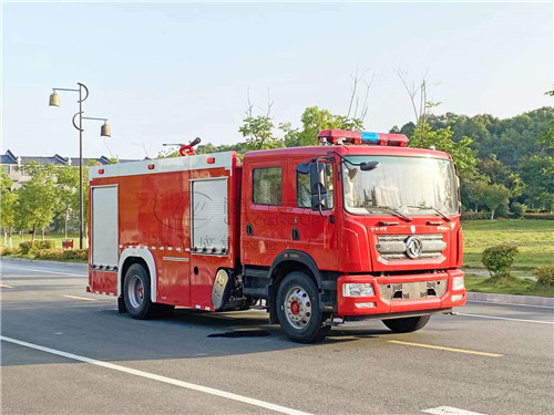 國(guó)六東風(fēng)D9六噸水罐消防車、泡沫消防車