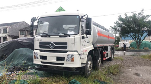 20年9月溫州牌照15噸油車，車況精品，基本沒怎么跑