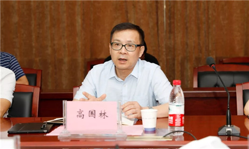 本期頭條：以國六切換為戰(zhàn)略抓手，程力繼續(xù)領(lǐng)跑全國專用車市場----國內(nèi)兩大商用車主機供應(yīng)商聯(lián)袂助推程力汽車領(lǐng)先國六專汽制造行業(yè)