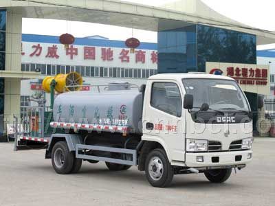 國四東風(fēng)銳鈴綠化噴藥車，打藥車