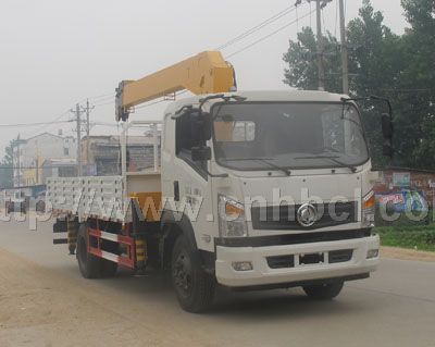 國四東風(fēng)153隨車吊配5噸、6.3噸吊機(jī)
