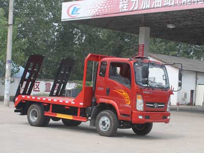 國(guó)五重汽平板運(yùn)輸車(chē)