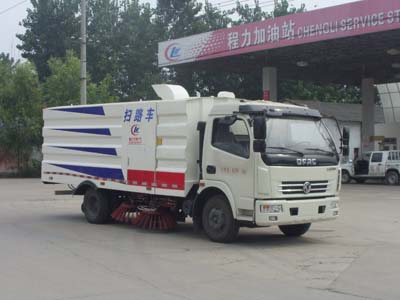國(guó)五東風(fēng)多利卡掃路車(chē)