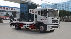 國(guó)五東風(fēng)平板運(yùn)輸車(chē) 